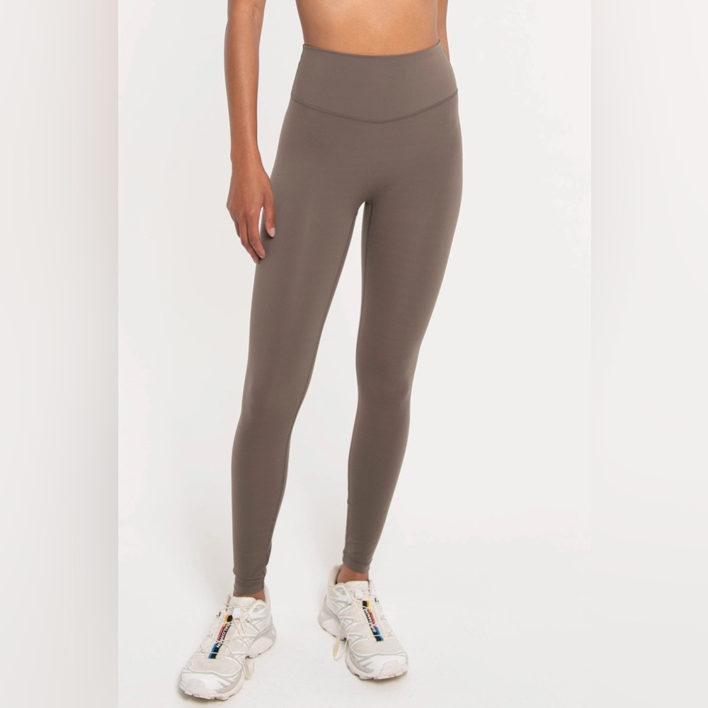 High-Waisted FORM activewear by Sami Clark Taupe Leggings M